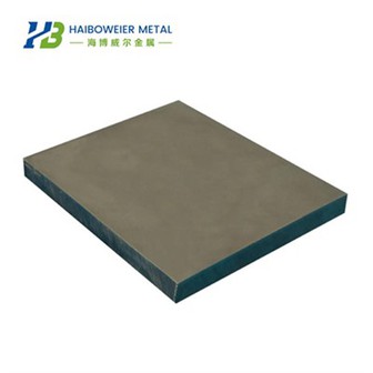 Placa de aço composta de titânio